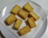 Hình bước làm 4 của món Đậu hũ chiên muối sả kiểu HongKong