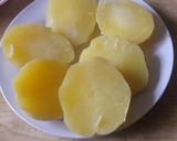 Foto del paso 1 de la receta: Ensalada de papas y atún