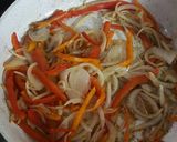 Foto del paso 2 de la receta: Saltado de corazón de pavo