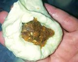 صورة لخطوة 8 من وصفة طريقه عمل القرص الطريه المحشيه عجوه