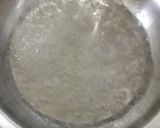 Foto del paso 4 de la receta: Pie de frutilla y merengue al vino