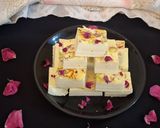 A picture of step 5 of Kesar Elaichi Kharvas (Khees).