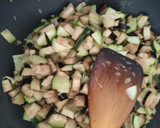 Foto del paso 3 de la receta: Lazos vegetales de pasta con aceitunas en pisto