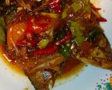 Foto langkah ke 2 dari resep Tumis ikan peda.