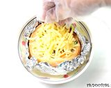 รูปขั้นตอนการทำที่ 5 ของ Bacon, Egg and Cheese Bread Bowl