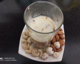 A picture of step 4 of Kesari dry fruit milk.