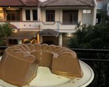 Foto langkah ke 4 dari resep Pudding Coklat Regal approved by papa.