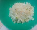 Foto del paso 1 de la receta: * Pancitos de cebolla, ajo, orégano y queso *