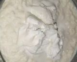 A picture of step 4 of Nariyal burfi.