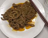 A picture of step 6 of Curry malana (chicken intestines).