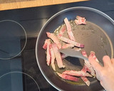 Foto del paso 1 de la receta: Pasta con panceta y Frankfurt