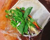 Hình bước làm 2 của món Gỏi cuốn (vỏ làm bằng máy làm crepe)