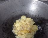 Foto langkah ke 3 dari resep Nasi Goreng Teri Medan ala Solaria.
