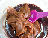 Foto del paso 1 de la receta: Crema de chocolate para relleno o cobertura de torta 🎂