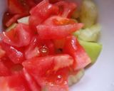 Foto del paso 2 de la receta: Ensalada de pepino con tomate 🍅🥒 😋