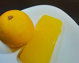 Foto del paso 2 de la receta: Gelatina de naranja sin gluten, vegana y sin azúcar con 2 ingredientes