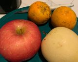 Foto langkah ke 1 dari resep Apple, Pear & Orange Juice.