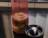 A picture of step 2 of Mint Margarita.