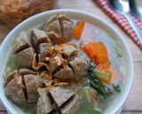 Foto langkah ke 3 dari resep Sup Bakso wortel.