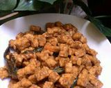 Foto langkah ke 3 dari resep Orek tempe basah pedas manis.