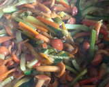 Foto del paso 11 de la receta: Noodles de huevo al estilo oriental, con setas namiko, para vegetarianos