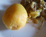 A picture of step 1 of Potato and spinach salad.