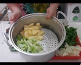 Foto langkah ke 1 dari resep Gado-gado Khas Betawi.