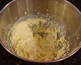 A picture of step 4 of Boston Cream Pie Cheesecake.