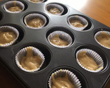 Foto del paso 3 de la receta: Cupcakes/ muffins/ Magdalenas de vainilla súper esponjosos en 30 minutos. Tres pasos!!!