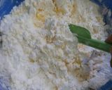 Foto langkah ke 2 dari resep Kue Semprit Susu.