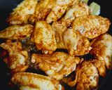 Foto del paso 4 de la receta: Arroz meloso con alitas de pollo 🐓🐔