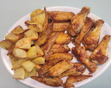 Foto del paso 8 de la receta: Alitas de pollo con patatas fritas (Airfryer)