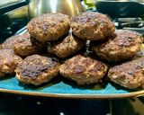 A picture of step 5 of Mini Beef Patties for Kids (and Everyone!).