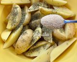 Foto del paso 3 de la receta Patatas Gajo al Horno con Salsa Brava y Alioli de Ajo Asado
