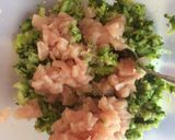 Brokkolis csirkefasírt recept fázis 3 fotója