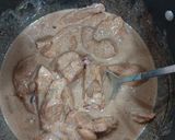 A picture of step 1 of Chicken korma.
