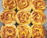 Foto del paso 10 de la receta: 🍕🥓 Pizza rolls 🍥 de panceta y muzzarella 🥓🍕 con salsa picante