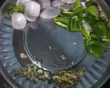 A picture of step 3 of Paneer chilli with roll.