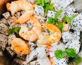 Hình bước làm 3 của món Salad Tôm Thanh Long
