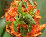 Foto langkah ke 5 dari resep Pepes Ikan Kacang-Kacang Mangga Muda.