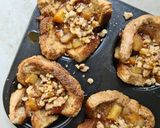 A picture of step 8 of Apple pie french toast.