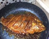 Foto langkah ke 4 dari resep Ikan bakar teflon sederhana.