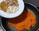 A picture of step 7 of Carrot Halwa Shots.