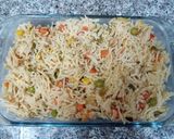 A picture of step 11 of Vegetable rice.