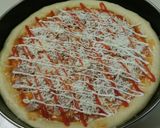 Foto langkah ke 8 dari resep Pizza ala rumahan.