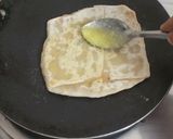 A picture of step 4 of Veg noodles paratha.