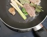 Foto langkah ke 4 dari resep Soto Ayam Bening Seger.