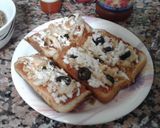 A picture of step 2 of Bread pizza #cookpadramdan.
