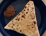 A picture of step 3 of Momo Mughlai Paratha (Cabbage).