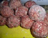 Foto del paso 4 de la receta: Albóndigas con corazón de queso